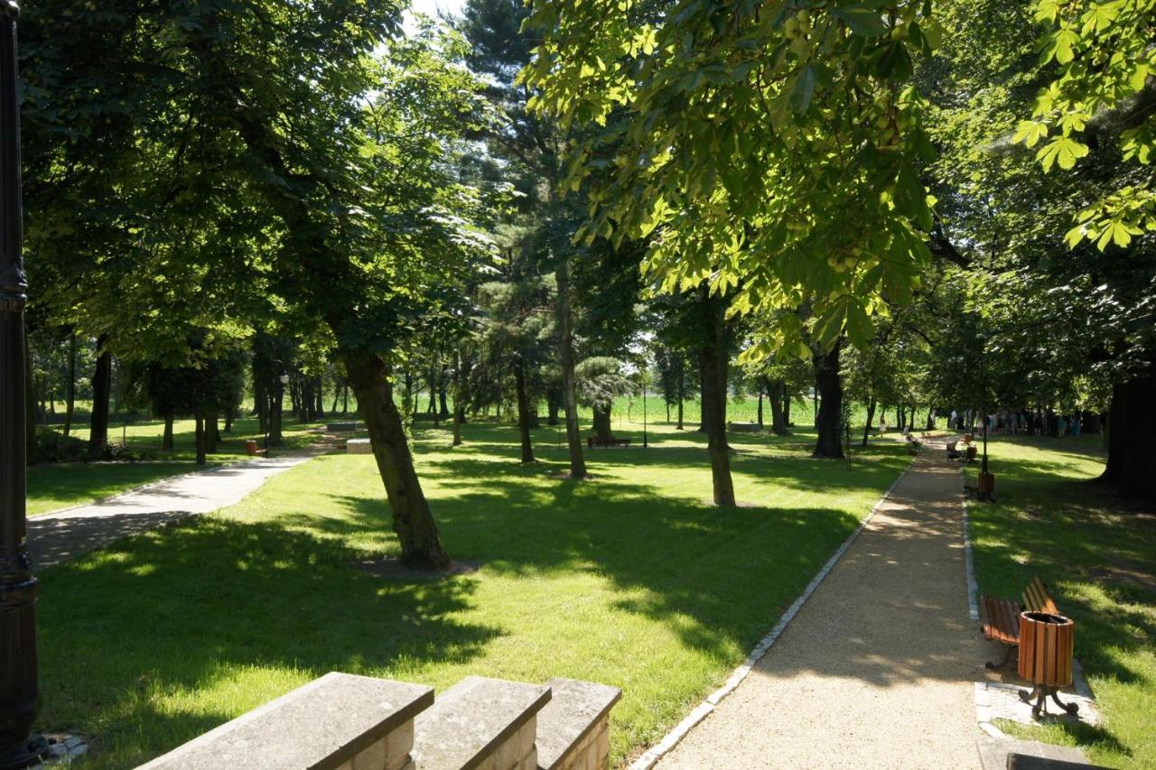 Hotel Zamek Chalupki Εξωτερικό φωτογραφία